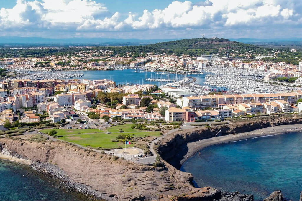 Chauffeurs de personnalités et chauffeurs VTC reconnus à Agde et Cap d'Agde en France.