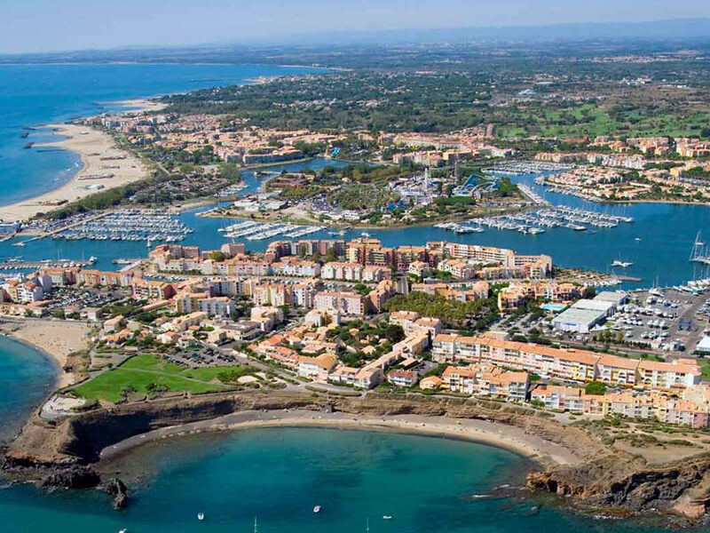 Cap d’Agde et Agde : entre plages et patrimoine avec l’Agence Luxury VTC