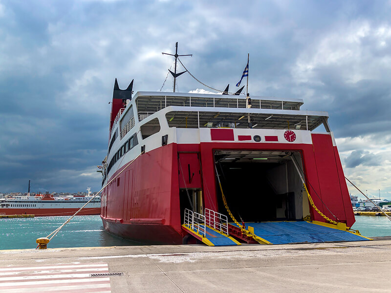 Chauffeur privé et VTC pour le port de Sète – L'Agence Luxury VTC